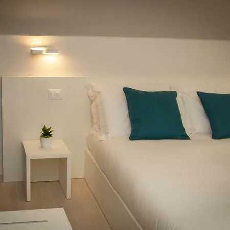 Le Del Corso Bed & Breakfast 3*