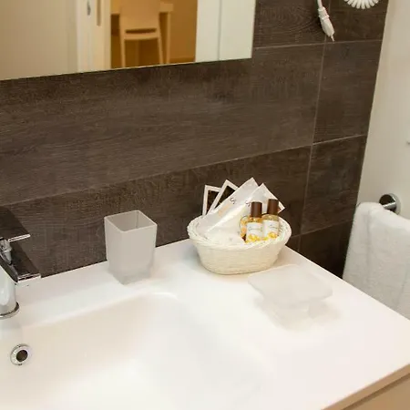 Le Del Corso Bed and breakfast Syracuse