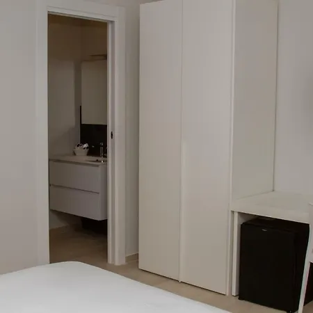 فندق مبيت وإفطار Le Del Corso 3*