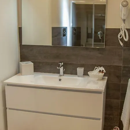 فندق مبيت وإفطار Le Del Corso 3*