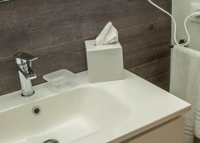 Le Del Corso Bed & Breakfast Syracuse