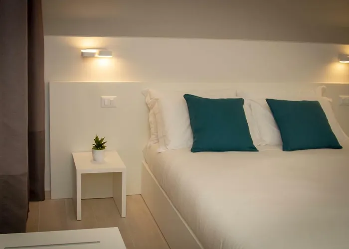 Le Del Corso Bed & Breakfast 4*